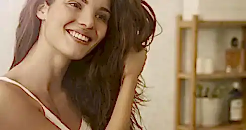 Saçlarımız Neden Dökülür ?